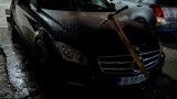 Кола на украинка осъмна със забита кирка в Бургас