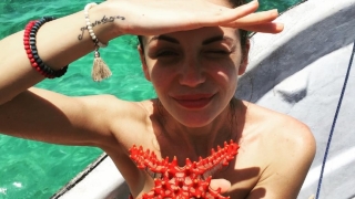 Диляна Попова се кефи в Занзибар (СНИМКИ)