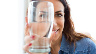 Да пием достатъчно количество вода всеки ден е от съществено