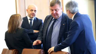 МС прие промени в Правилника за издаване на български лични