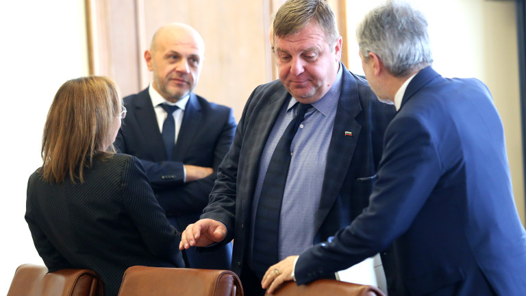 Улесняват издаването на български лични документи