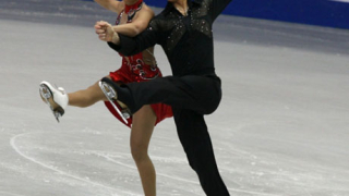 Олимпийски шампиони водят при танцовите двойки