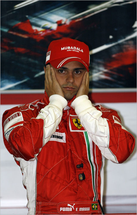 Фелипе Маса стартира с нов двигател