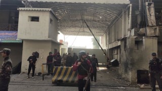 Атентатор самоубиец се взриви на сватбена церемония в северозападен Пакистан