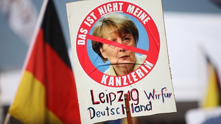 Германски политици заговориха за "началото на края" на канцлера Меркел