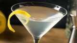Коктейл Vesper – вдъхновен от Джеймс Бонд и кръстен на любимата му жена