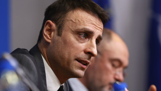 Кандидатът за президент на БФС Димитър Бербатов заедно със своя