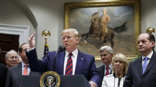 Президентът на САЩ Доналд Тръмп обяви че наложените върху китайски