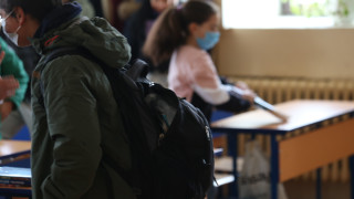 Под 1% са карантинираните учители и ученици, най-много във Велико Търново