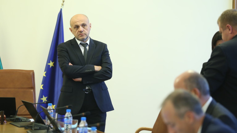 МС прекратява процедурата за концесия на летище Пловдив 