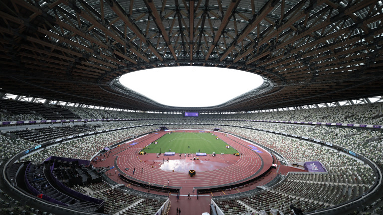 Дъжд обърка програмата на Световното първенство по лека атлетика