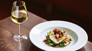 Дори и досега да сме вярвали в обратното съчетаването на