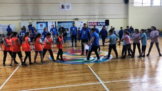 В зала Триадица се проведе спортен празник за ученици 4 5 клас