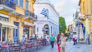 Кипър въвежда задължителен PCR тест за всички пристигащи чуждестранни граждани съобщи