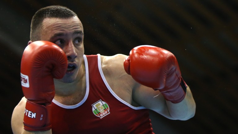 Радослав Панталеев загуби полуфиналната си битка на Мондиала по бокс
