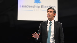 Всяка година на до 20 000 мигранти може да бъде