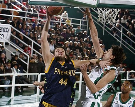 Деян Иванов ще играе в плейофите в Испания