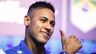 Ней-Ней го удари на любов