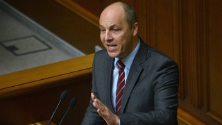 Председателят на украинския парламент Андрей Парубий обвини Русия че влошава