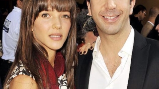 Дейвид Шуимър се сгоди