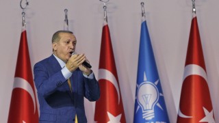 Ердоган заплаши, че влизат в Сирия, ако кюрдите се опитат да създадат държава