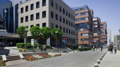Колко процента от офис площите в София остават празни