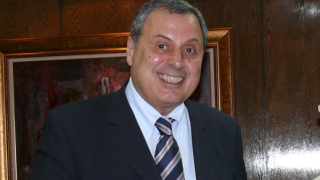 Данев е плашил само държавния сектор