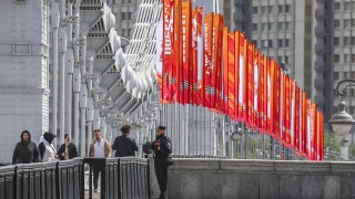 Москва отново затвори повечето летища заради атака на украински дронове