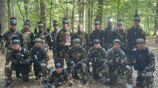 Футболистите на ЦСКА се разнообразиха по време на лагера си