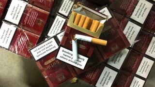 Митничари откриха 1800 кутии 34 000 къса цигари в тайник