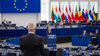 Европейският парламент прие с голямо мнозинство резолюция с която остро