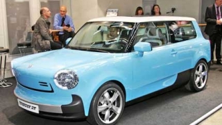 Възроденият Trabant събра погледите във Франкфурт