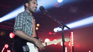 Харесваме Дани Бойл и каквато и налудничава история да му