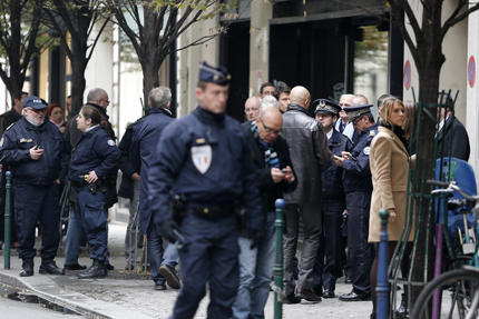 Мъж е задържан за нападенията в Париж 
