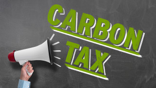 Европейската комисия планира да въведе въглероден граничен данък който има