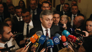 Целият кабинет а не само министрите на Има такъв народ