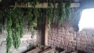 Общо четирима мъже сред които баща и син от местно