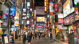 Четирима мъже свързани с престъпния синдикат якудза бяха арестувани миналата