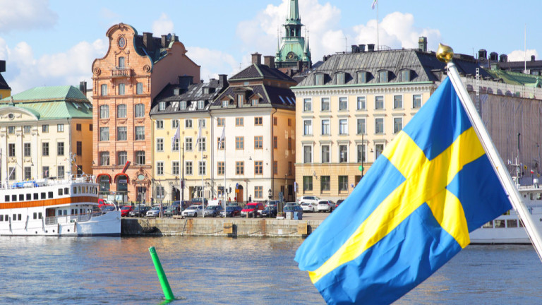 Във вторник Швеция подписа официално искане за присъединяване към НАТО,