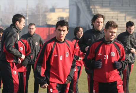 Локо (Пд) и Локо (Сф) поискаха среща на 3 март