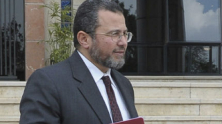 Стреляха срещу кортежа на египетския премиер