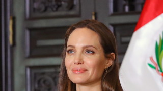 Холивудската актриса Анджелина Джоли намекна че обмисля в бъдеще да