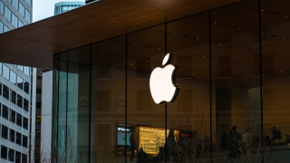 Apple е подложена на натиск и трябва да покаже, че е на ниво след големия пропуск, свързан с AI
