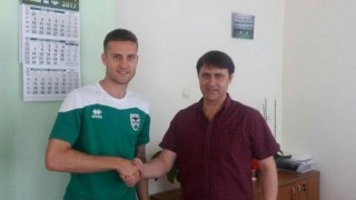 Един от ключовите футболисти на Пирин Конър Хендерсън който