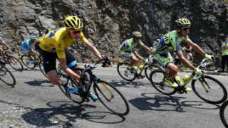 Фрум увеличи аванса си на върха след 14-ия етап на Тур-а
