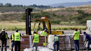 Китай предупреди срещу принудителната доставка на хуманитарна помощ за Венецуела