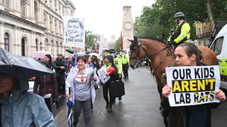 Великобритания е регистрирала 33 551 новозаразени с коронавируса COVID 19 през