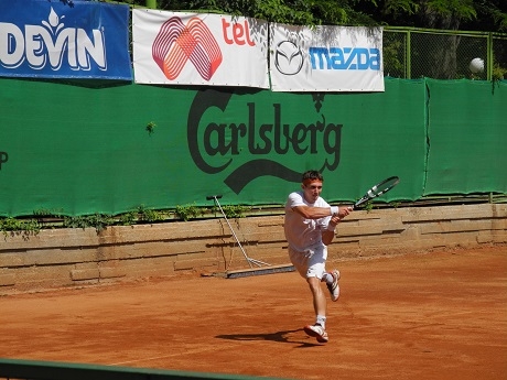Кутровски се класира на четвъртфинал в Германия