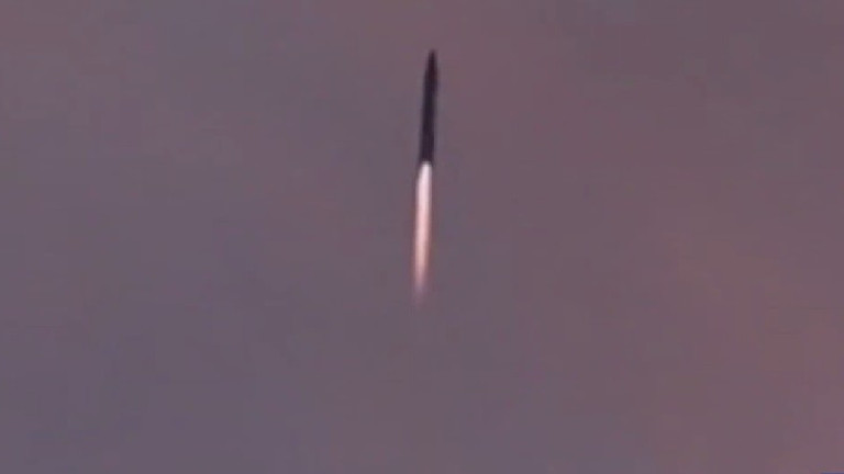 Иран работи върху далекобойни ракети в секретна база. Това пише