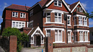 Значително количество непродадени жилища във Великобритания